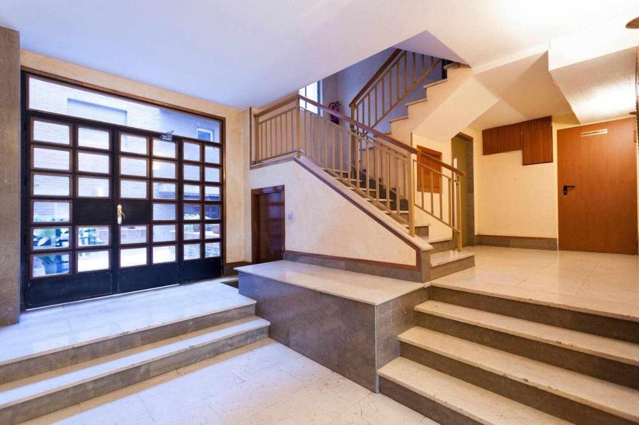 Apartamento Lujo Castellana Chamartin Apartment Madrid Luaran gambar