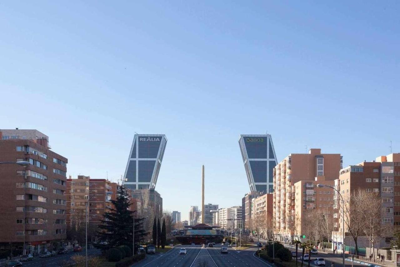 Apartamento Lujo Castellana Chamartin Apartment Madrid Luaran gambar