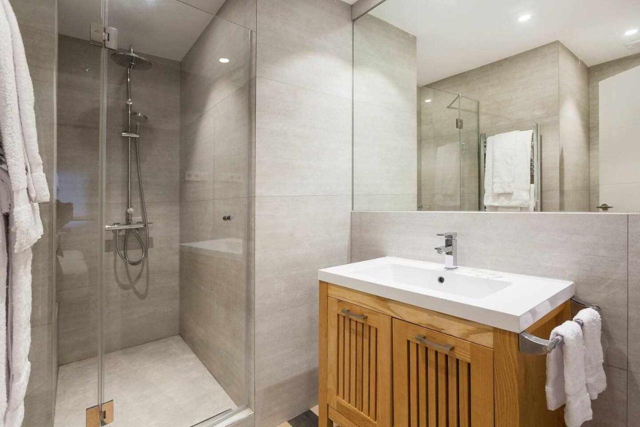 Apartamento Lujo Castellana Chamartin Apartment Madrid Luaran gambar